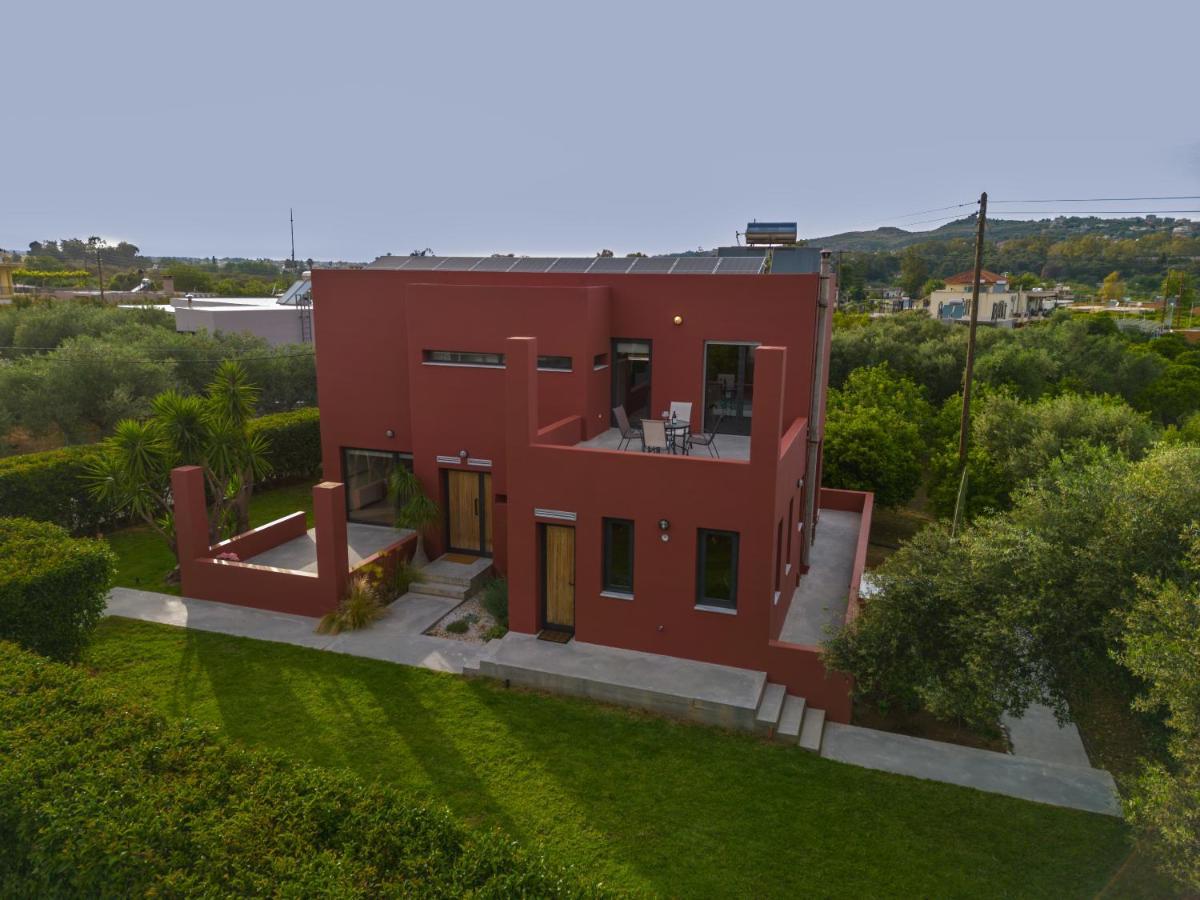 Willa Red Castle Suda Zewnętrze zdjęcie